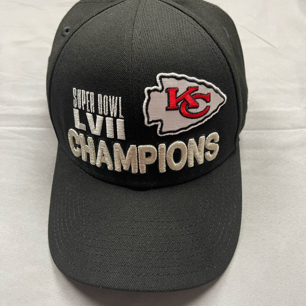 Kansas City Chiefs Super Bowl LVII Champions Hat New Era 9FORTY Snapback Cap